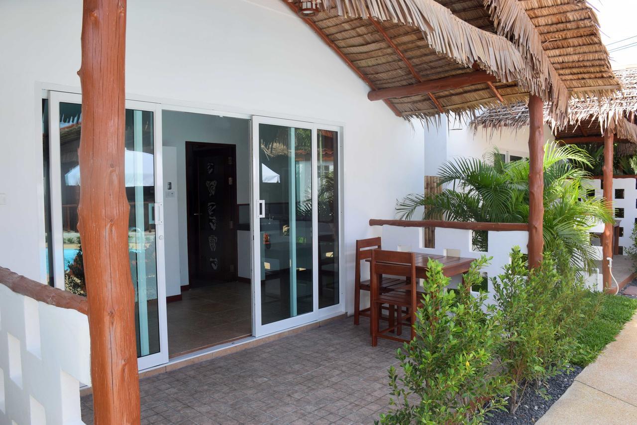 Vivi Bungalows Resort Nai Harn Exterior foto