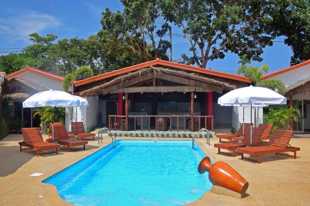 Vivi Bungalows Resort Nai Harn Exterior foto