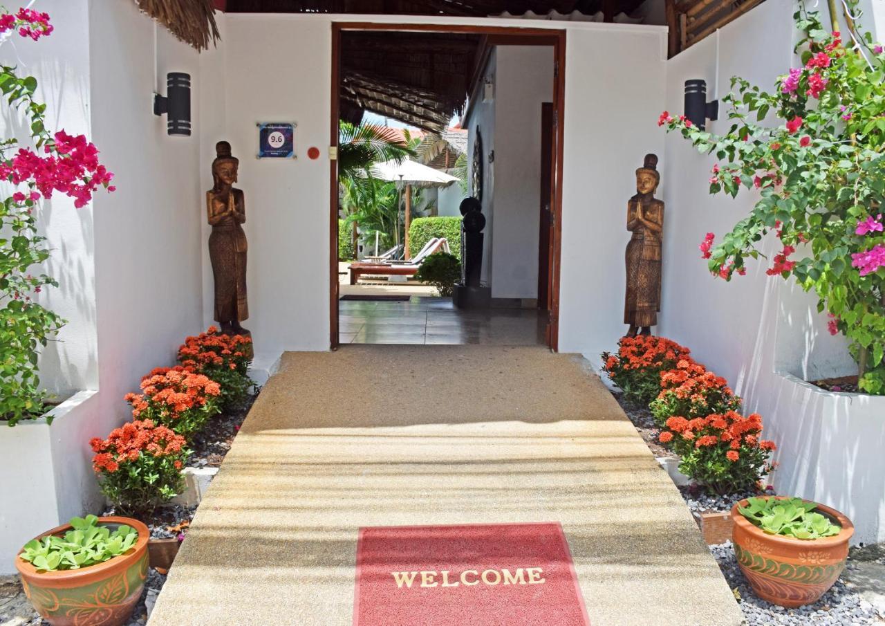 Vivi Bungalows Resort Nai Harn Exterior foto